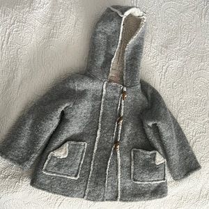 Zara Knitwear Baby Girl’s Fancies grey coat. Size 2-3years (98cm).